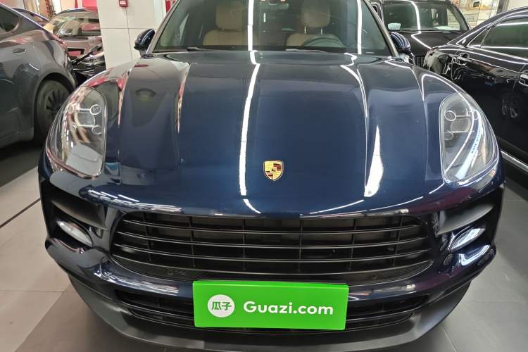 Used Porsche Macan 2018 Macan 2.0T Front
