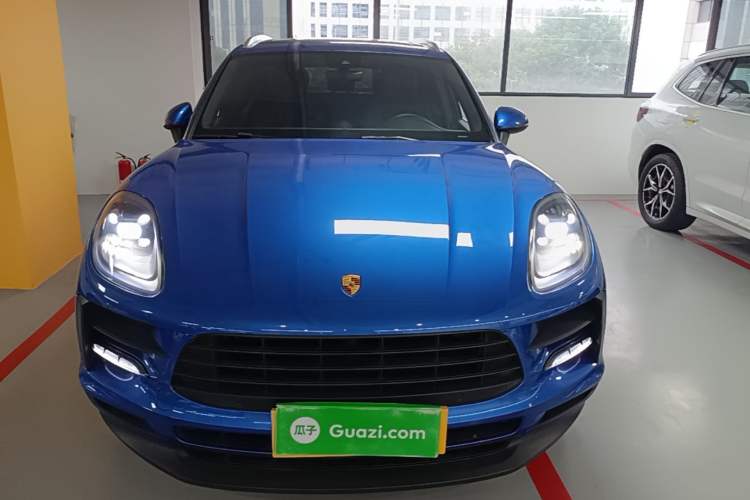 Used Porsche Macan 2018 Macan 2.0T Front
