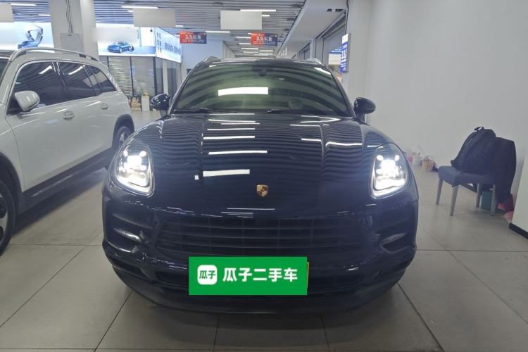 Used Porsche Macan 2018 Macan 2.0T Front