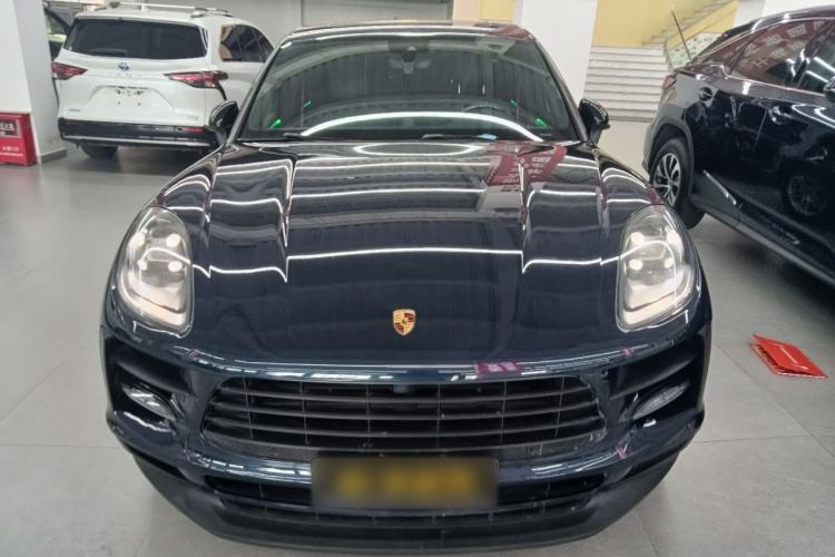 Used Porsche Macan 2018 Macan 2.0T Front