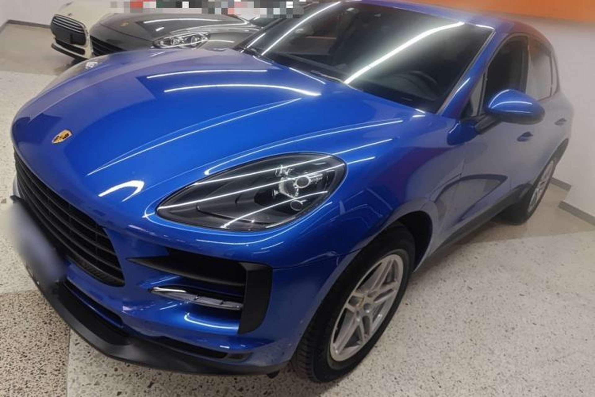 Used Porsche Macan 2018 Macan 2.0T Front Left 45 Deg