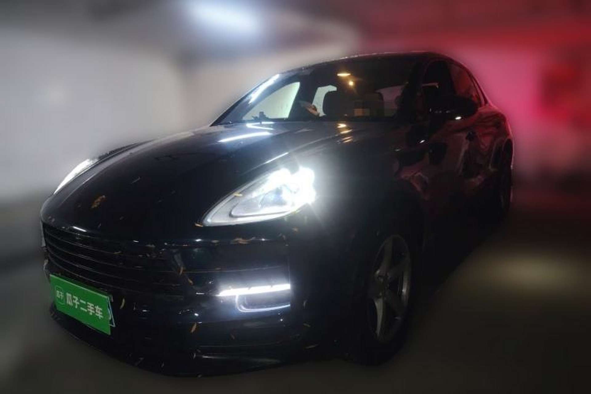 Used Porsche Macan 2018 Macan 2.0T Front Left 45 Deg
