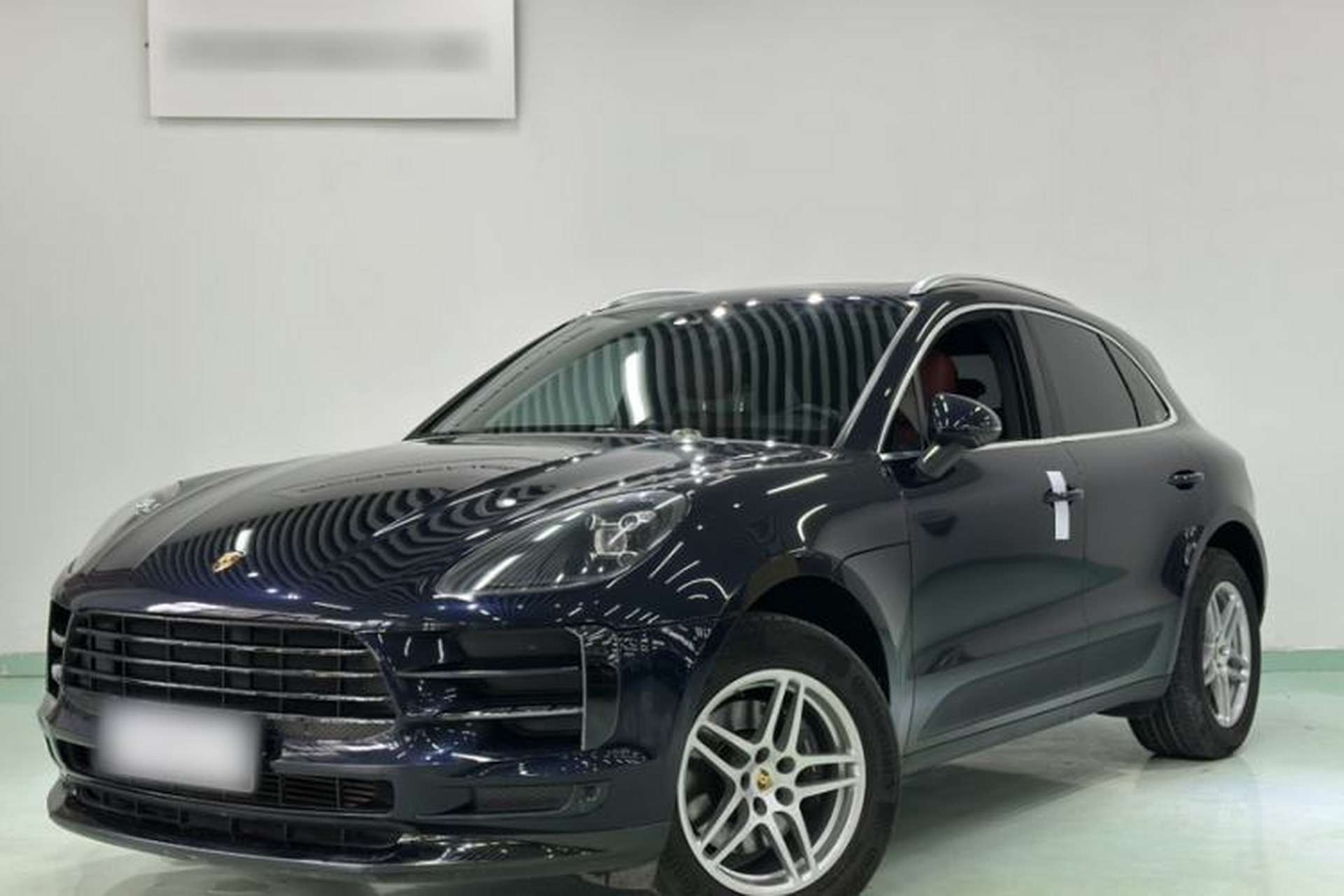 Used Porsche Macan 2018 Macan 2.0T Front Left 45 Deg