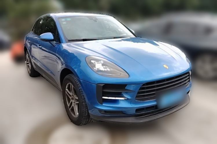Used Porsche Macan 2018 Macan 2.0T Front Right 45 Deg