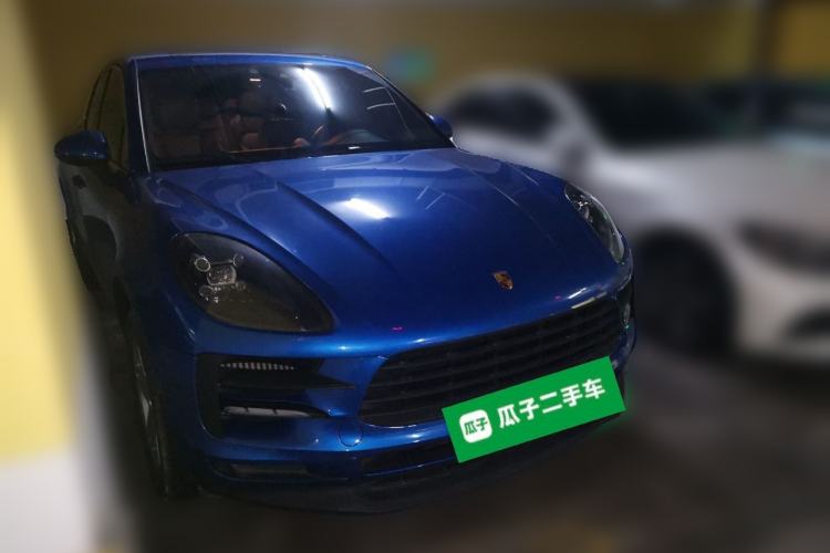 Used Porsche Macan 2018 Macan S 3.0T Front Right 45 Deg