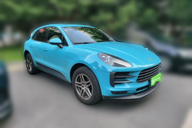 Used Porsche Macan 2018 Macan 2.0T Front Right 45 Deg