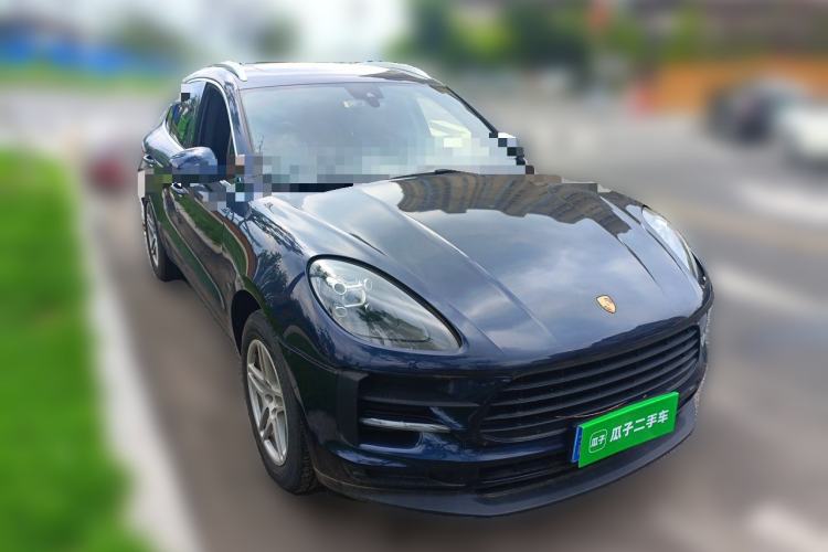 Used Porsche Macan 2018 Macan 2.0T Front Right 45 Deg
