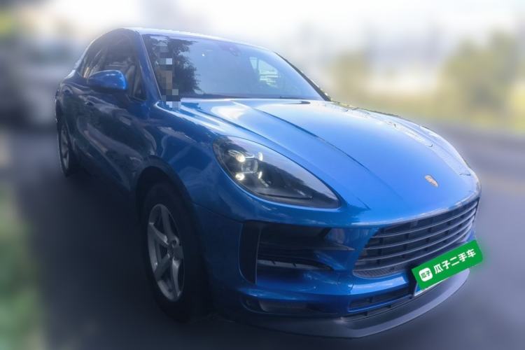 Used Porsche Macan 2018 Macan 2.0T Front Right 45 Deg