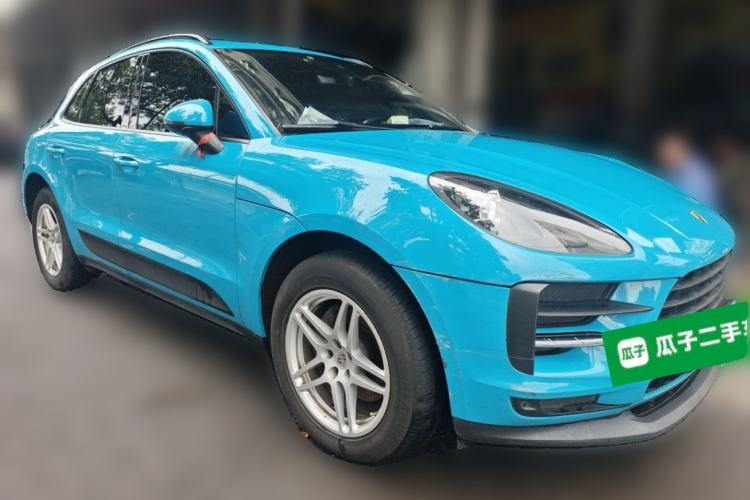 Used Porsche Macan 2018 Macan 2.0T Front Right 45 Deg
