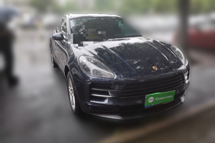 Used Porsche Macan 2018 Macan 2.0T Front Right 45 Deg