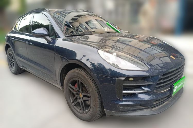 Used Porsche Macan 2018 Macan 2.0T Front Right 45 Deg