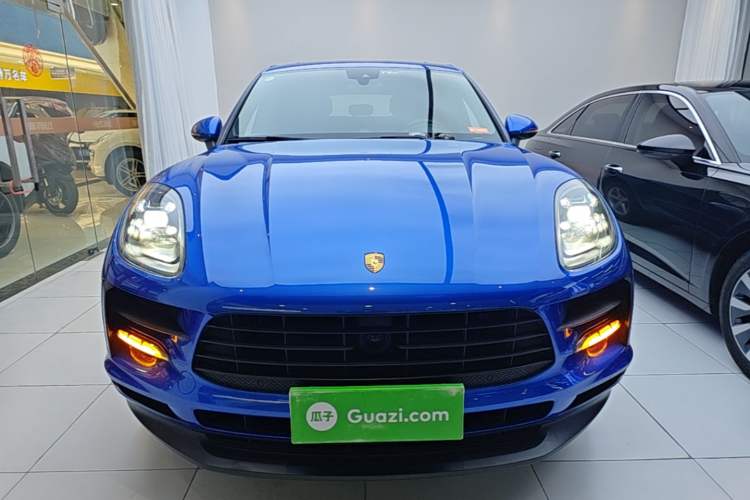 Used Porsche Macan 2018 Macan 2.0T Front