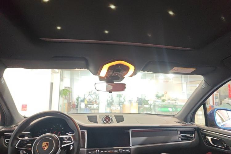 Used Porsche Macan 2018 Macan 2.0T Headliner