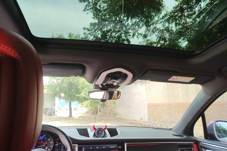 Used Porsche Macan 2018 Macan 2.0T Headliner