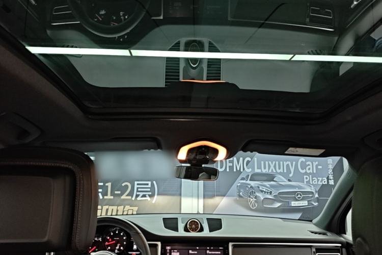Used Porsche Macan 2018 Macan 2.0T Headliner