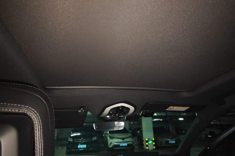 Used Porsche Macan 2018 Macan 2.0T Headliner