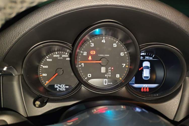 Used Porsche Macan 2018 Macan 2.0T Instrument Cluster