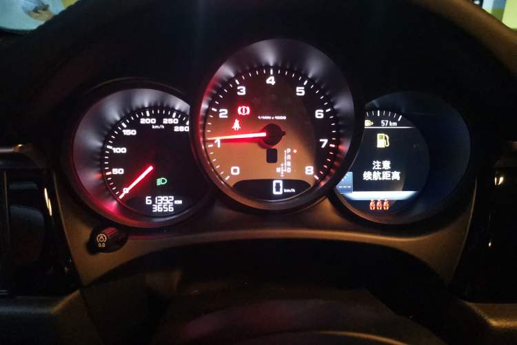 Used Porsche Macan 2018 Macan S 3.0T Instrument Cluster