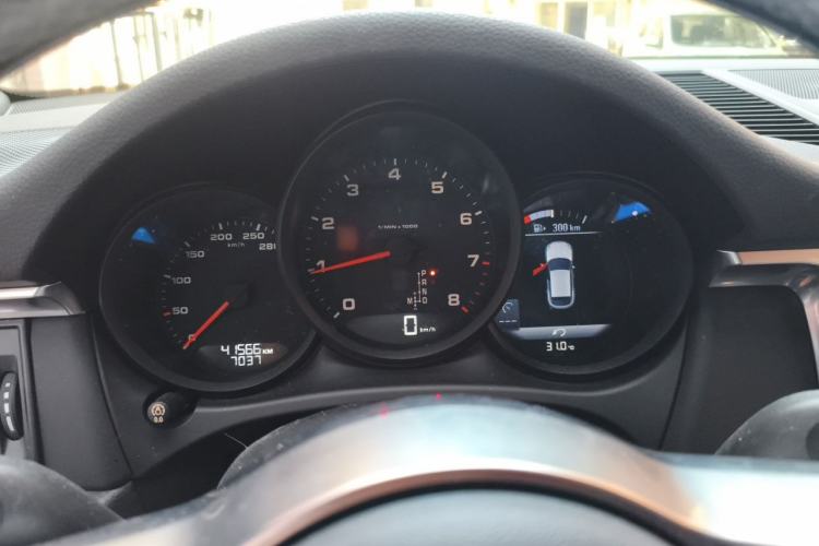 Used Porsche Macan 2018 Macan 2.0T Instrument Cluster
