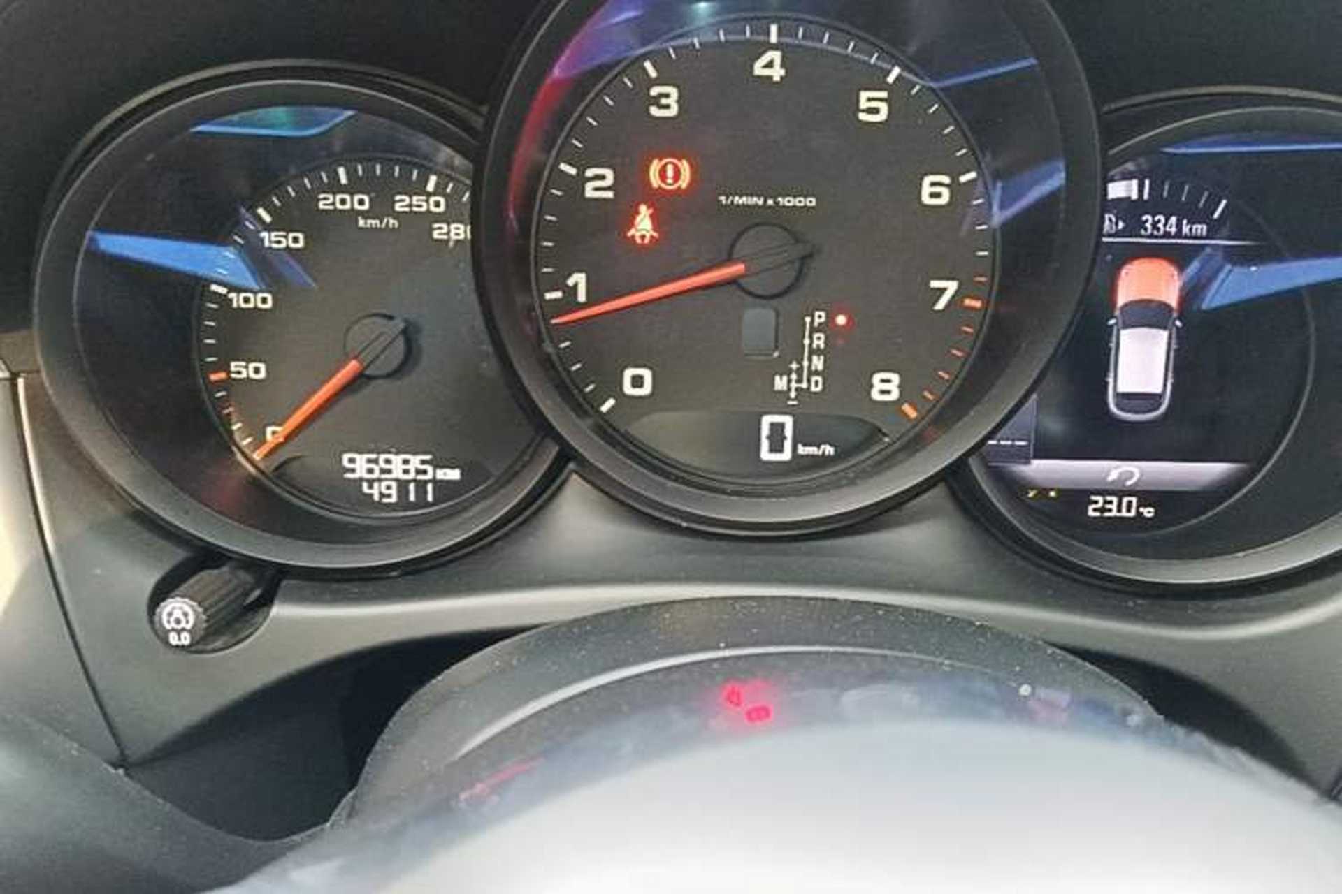 Used Porsche Macan 2018 Macan 2.0T Instrument Cluster