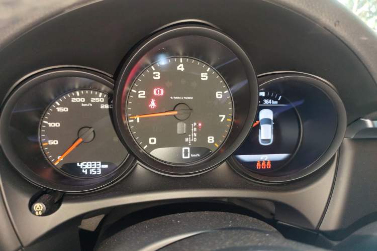 Used Porsche Macan 2018 Macan 2.0T Instrument Cluster