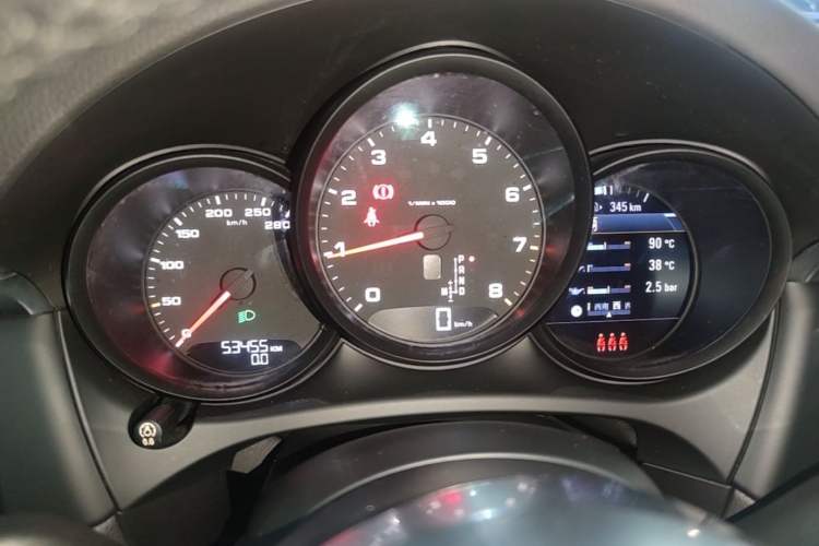 Used Porsche Macan 2018 Macan 2.0T Instrument Cluster
