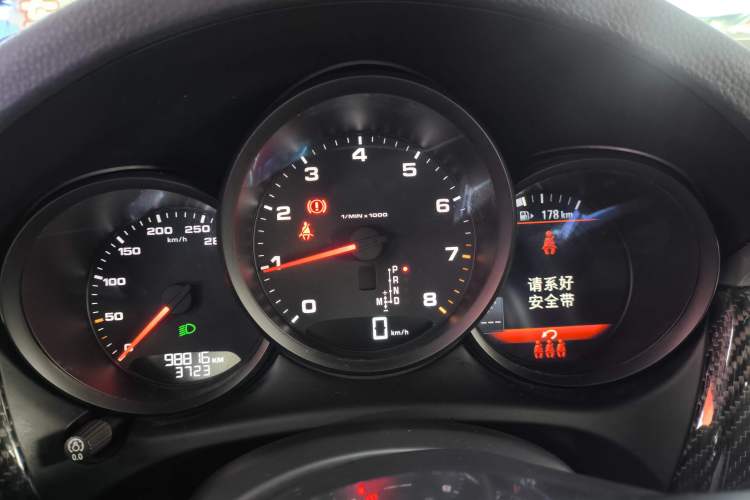 Used Porsche Macan 2018 Macan 2.0T Instrument Cluster
