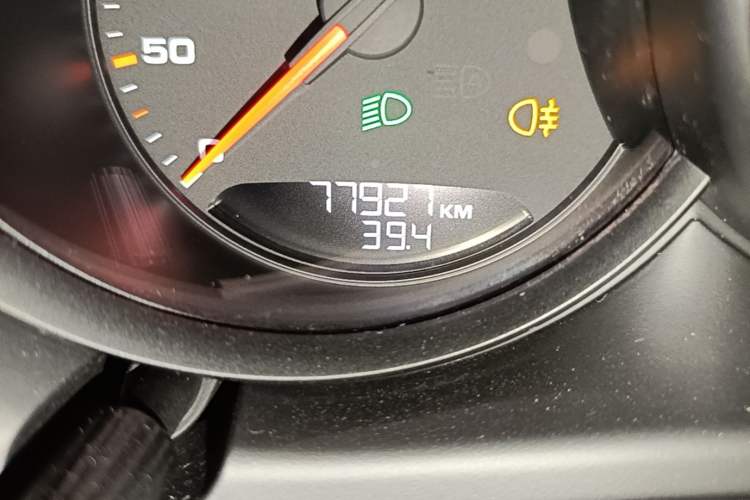 Used Porsche Macan 2018 Macan 2.0T Instrument Cluster