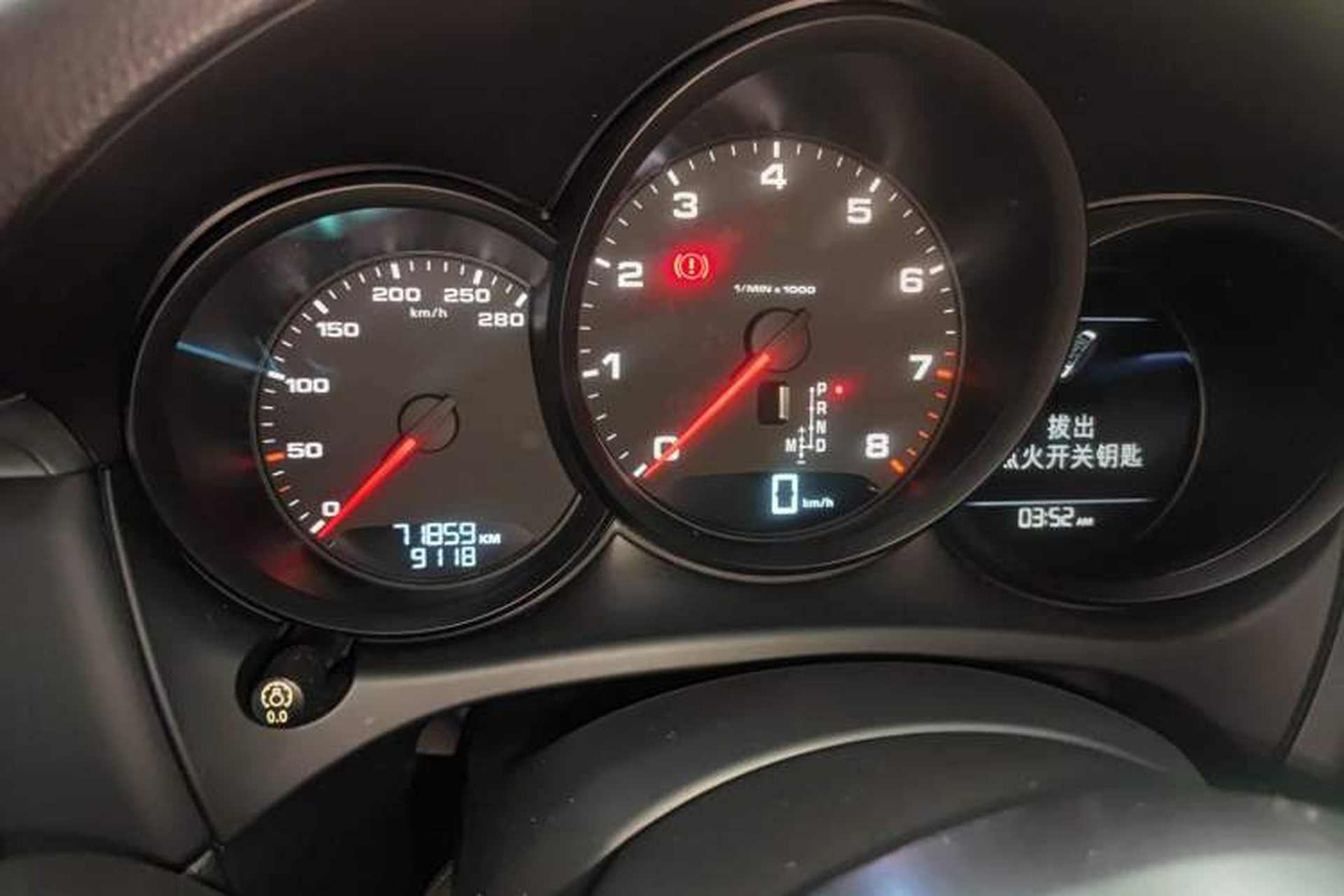 Used Porsche Macan 2018 Macan 2.0T Instrument Cluster