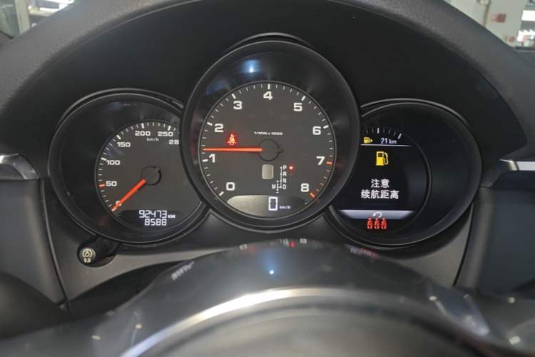 Used Porsche Macan 2018 Macan 2.0T Instrument Cluster