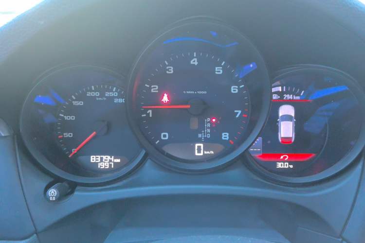 Used Porsche Macan 2018 Macan 2.0T Instrument Cluster