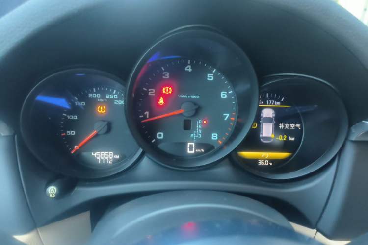 Used Porsche Macan 2018 Macan 2.0T Instrument Cluster