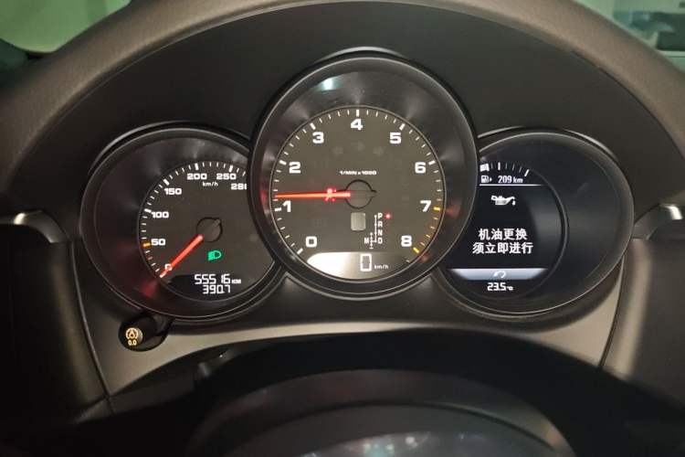 Used Porsche Macan 2018 Macan 2.0T Instrument Cluster