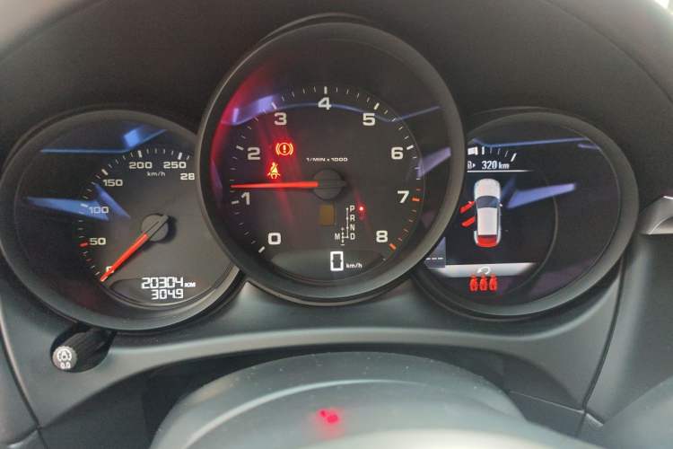 Used Porsche Macan 2018 Macan 2.0T Instrument Cluster