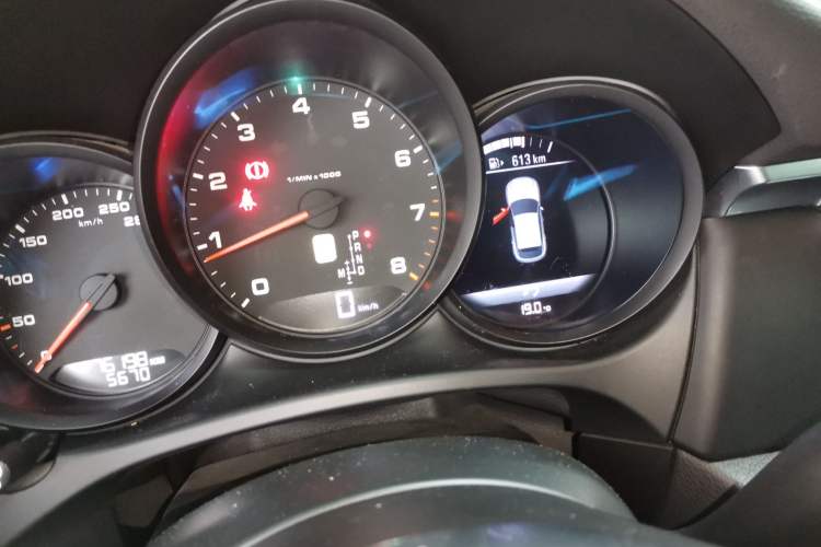 Used Porsche Macan 2018 Macan 2.0T Instrument Cluster