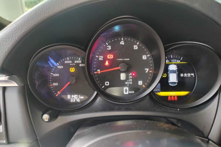 Used Porsche Macan 2018 Macan 2.0T Instrument Cluster