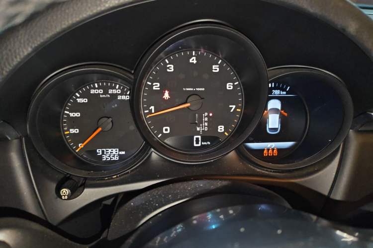 Used Porsche Macan 2018 Macan 2.0T Instrument Cluster
