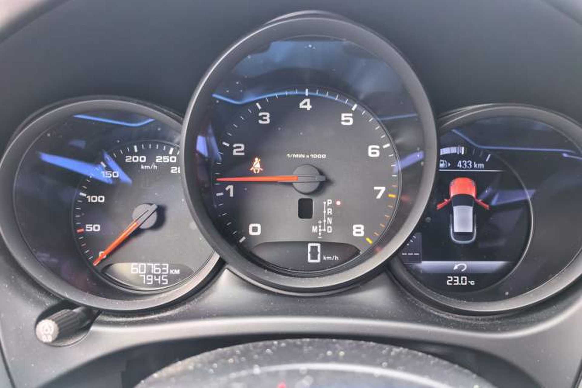 Used Porsche Macan 2018 Macan 2.0T Instrument Cluster