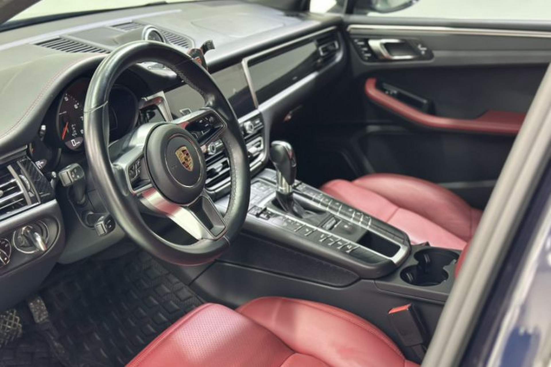 Used Porsche Macan 2018 Macan 2.0T Interior 10
