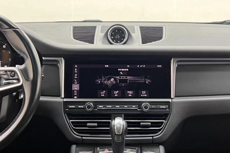 Used Porsche Macan 2018 Macan 2.0T Interior 3