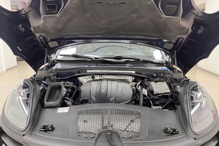 Used Porsche Macan 2018 Macan 2.0T Interior 5