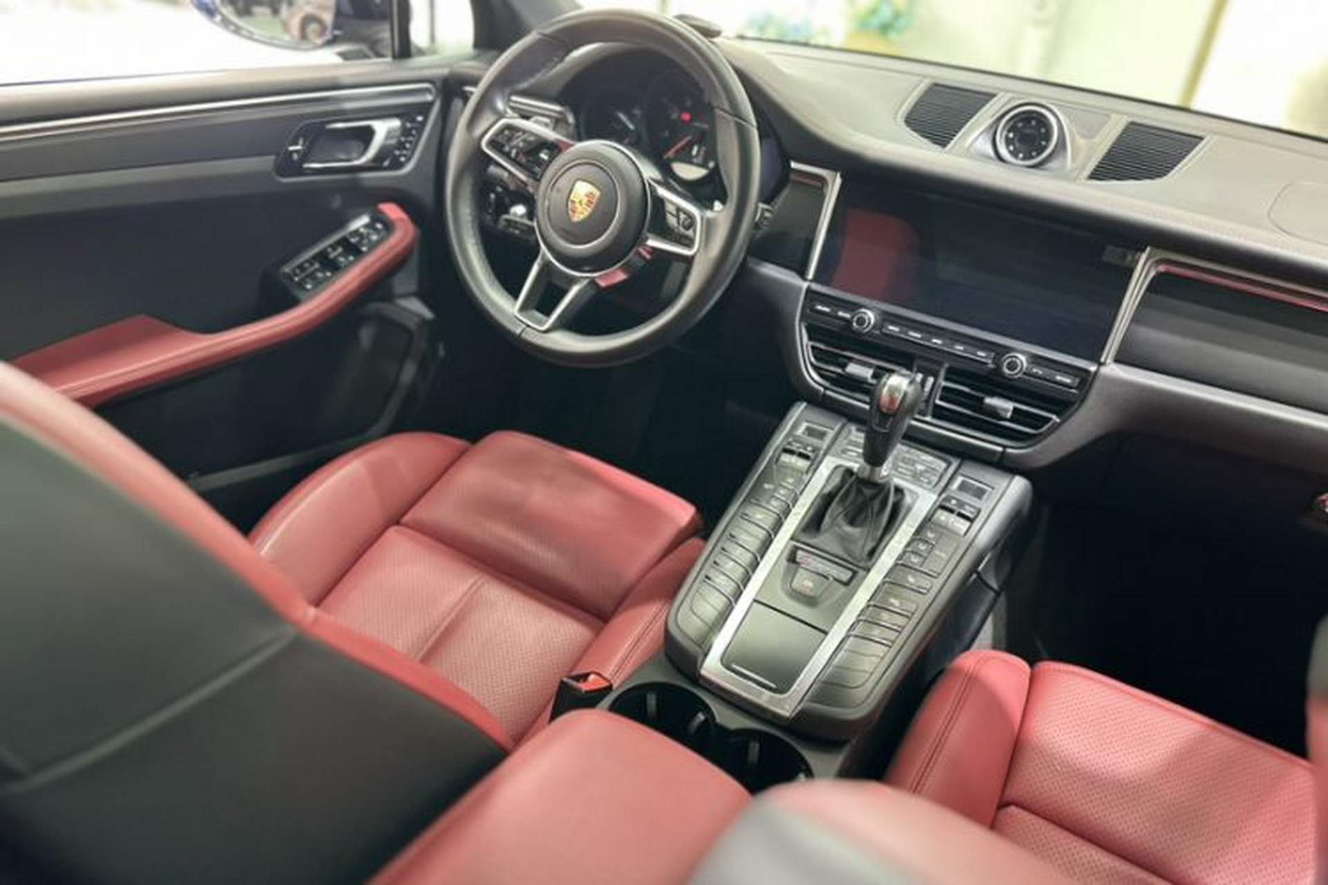 Used Porsche Macan 2018 Macan 2.0T Interior 8