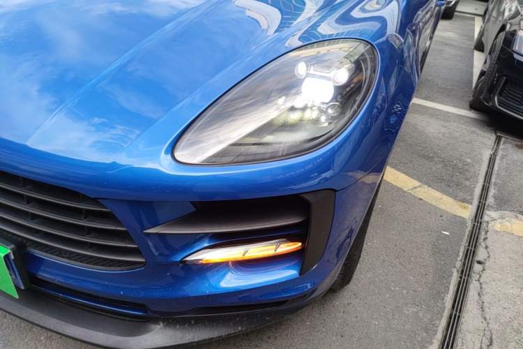 Used Porsche Macan 2018 Macan 2.0T Left Front Headlight