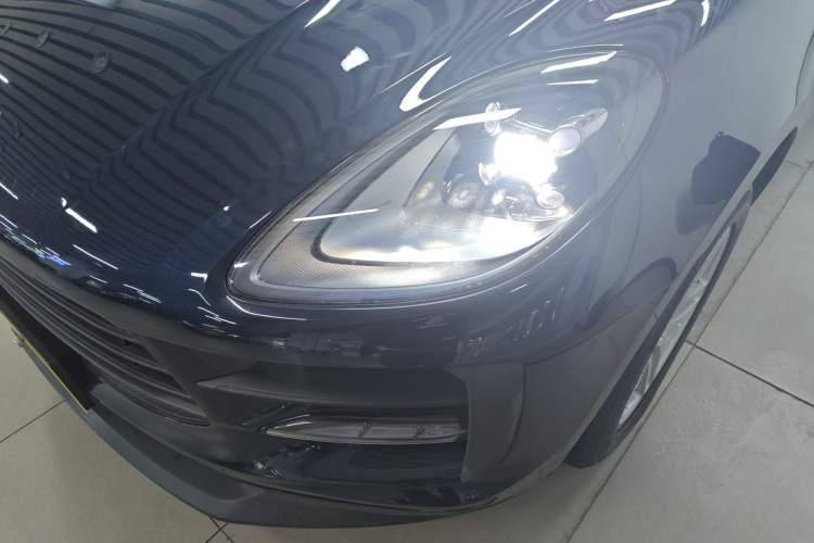 Used Porsche Macan 2018 Macan 2.0T Left Front Headlight