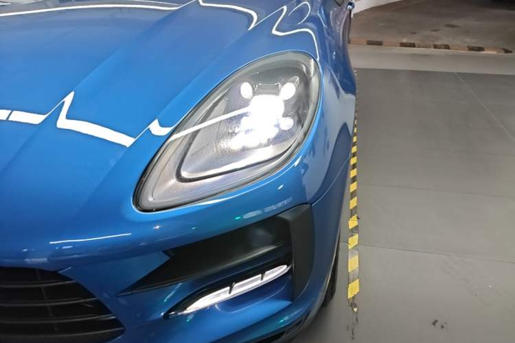 Used Porsche Macan 2018 Macan 2.0T Left Front Headlight