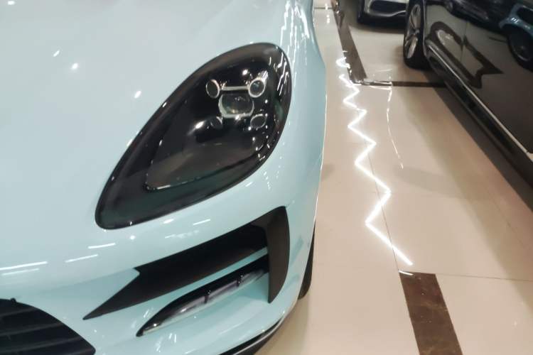 Used Porsche Macan 2018 Macan 2.0T Left Front Headlight
