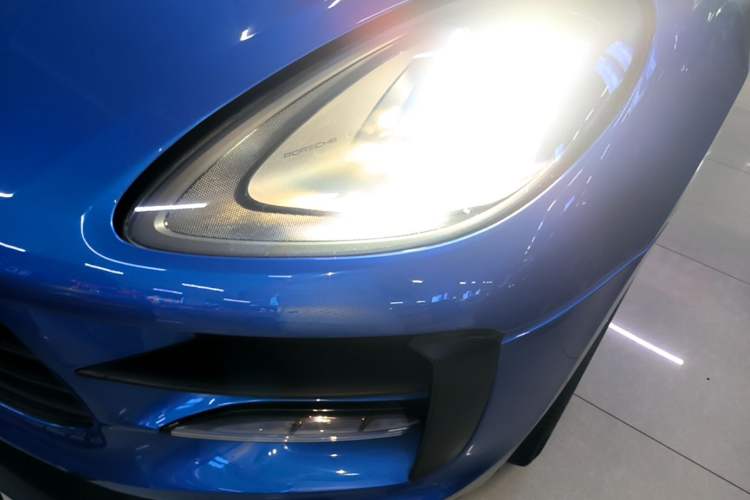 Used Porsche Macan 2018 Macan 2.0T Left Front Headlight