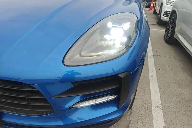 Used Porsche Macan 2018 Macan 2.0T Left Front Headlight