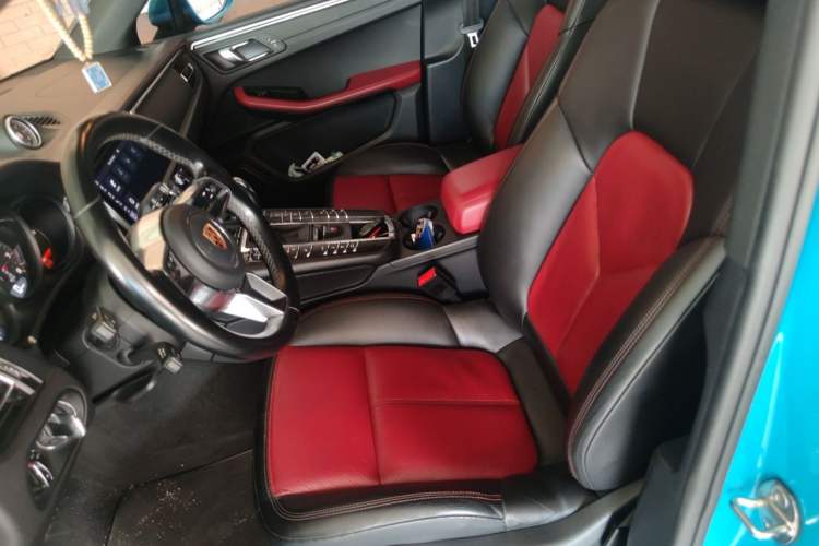 Used Porsche Macan 2018 Macan 2.0T Left Front Seat