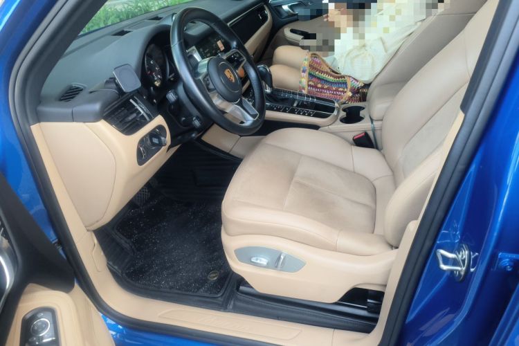 Used Porsche Macan 2018 Macan 2.0T Left Front Seat